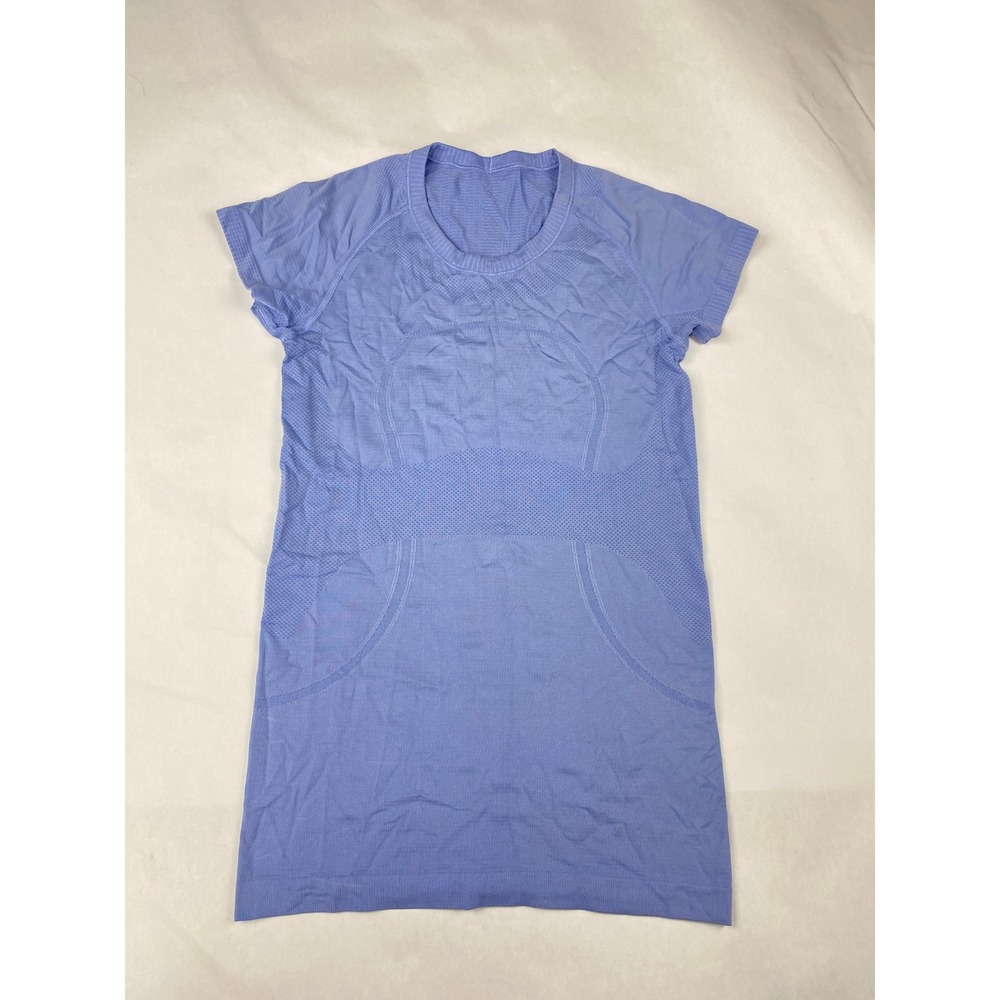 Lululemon Swiftly Tech Short Sleeve Shirt Women's Size 6 Purple-Blue